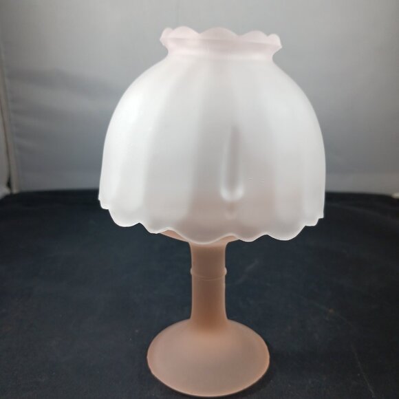 Vintage Soft Pink Satin Glass Frosted Fairy Lamp - Picture 2 of 10